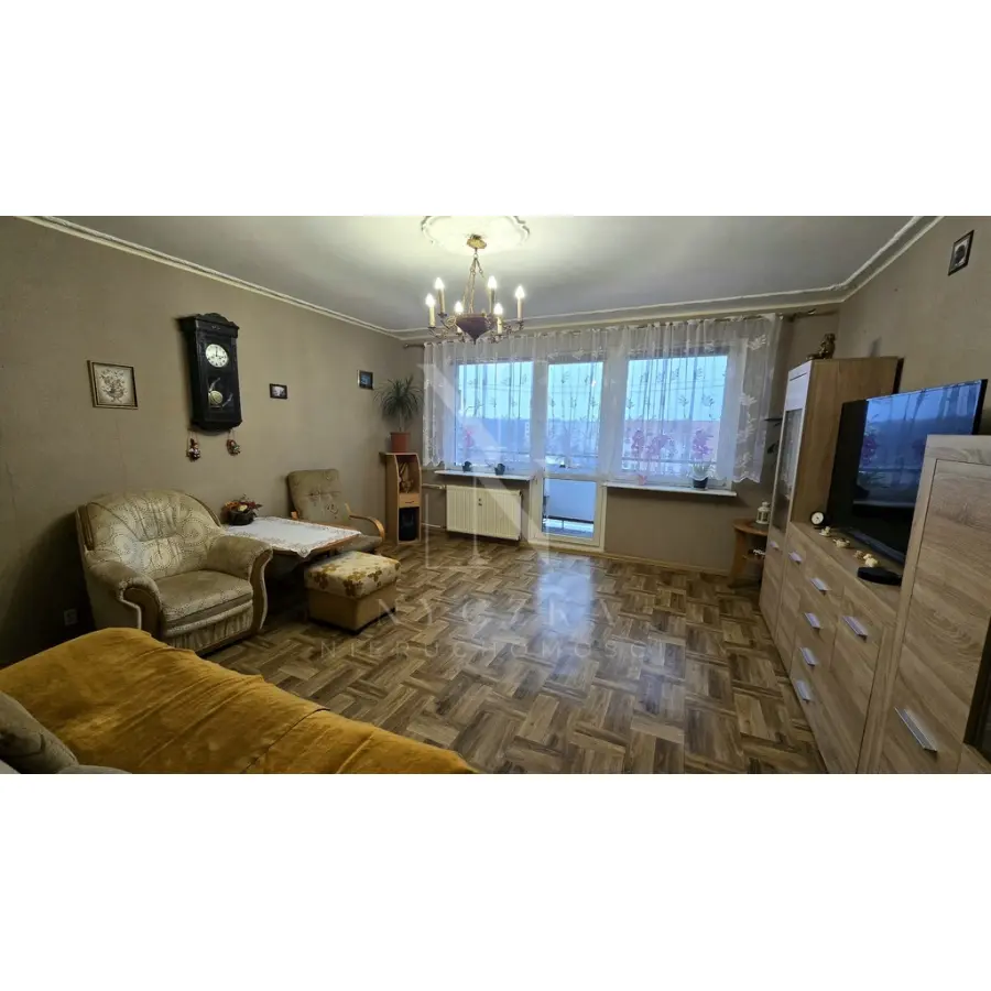 zachodniopomorskie, Szczecin, Os. Kasztanowe, Rozkładowe 3-pokojowe + 10 m² komórka lok.