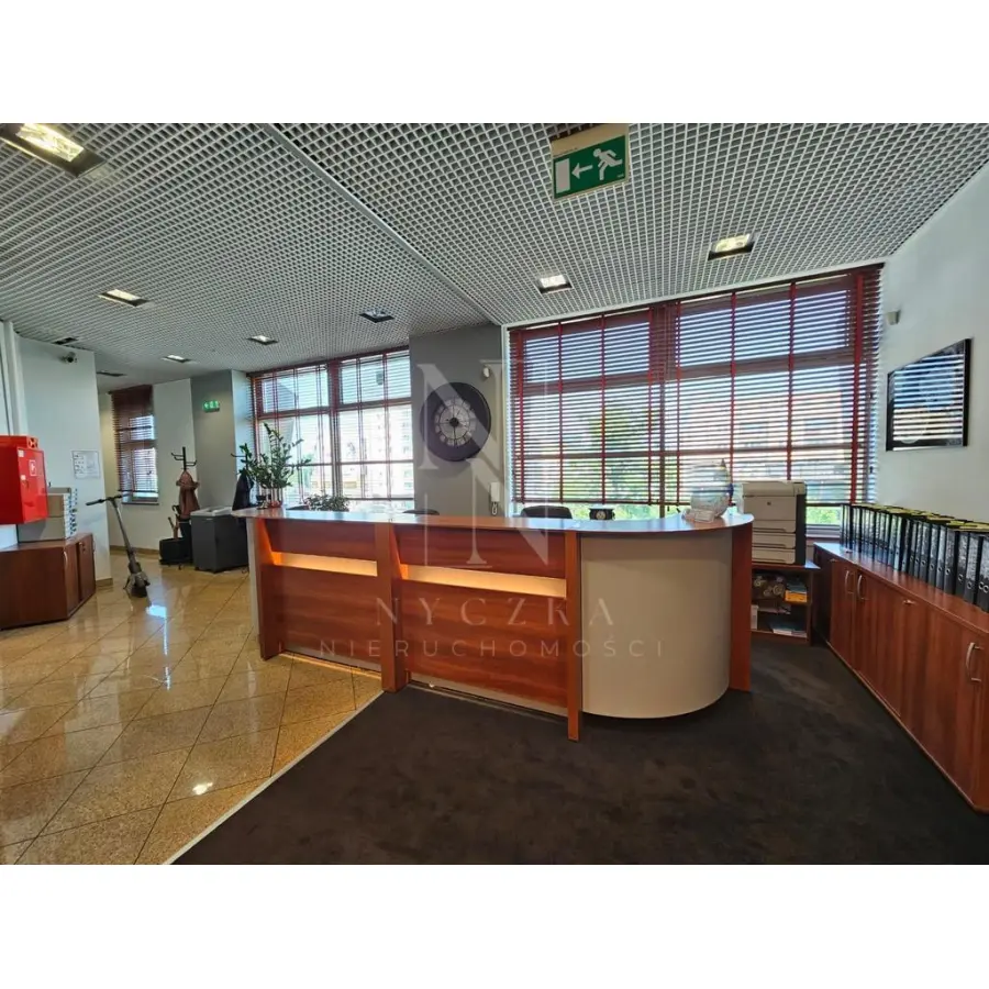 zachodniopomorskie, Szczecin, Centrum, Lokal 277m2, ścisłe Centrum 30zł/1m2 + vat